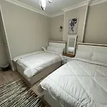 Skyline Luxury Suites 5 Mins From Cairo Airport