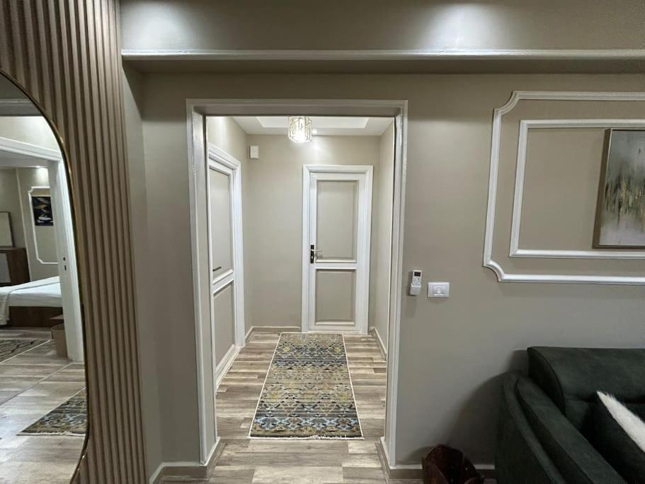 Appartement Skyline Luxury 5 Mins From Airport Caïro