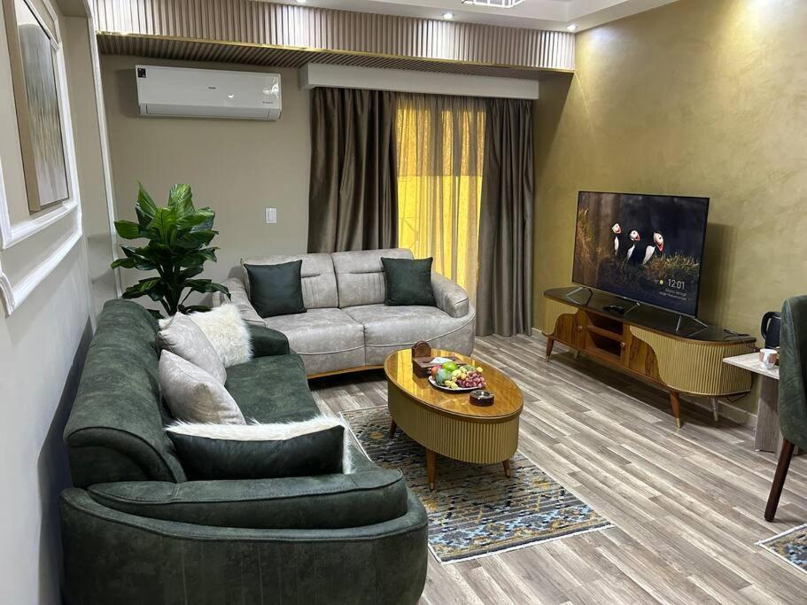 Skyline Luxury 5 Mins From Airport * Cairo