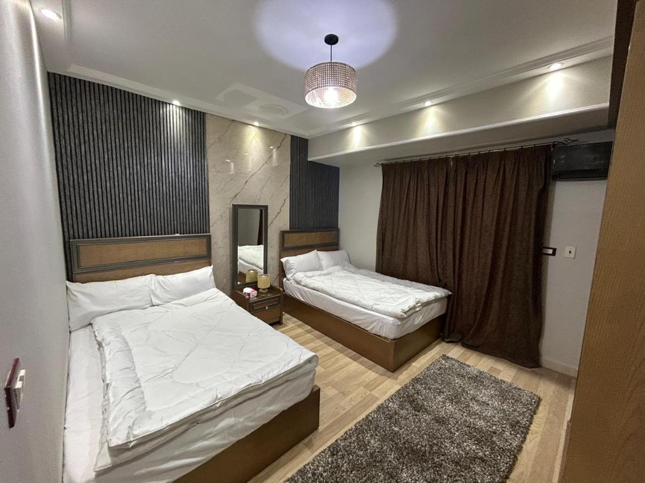 Skyline Luxury 5 Mins From Airport