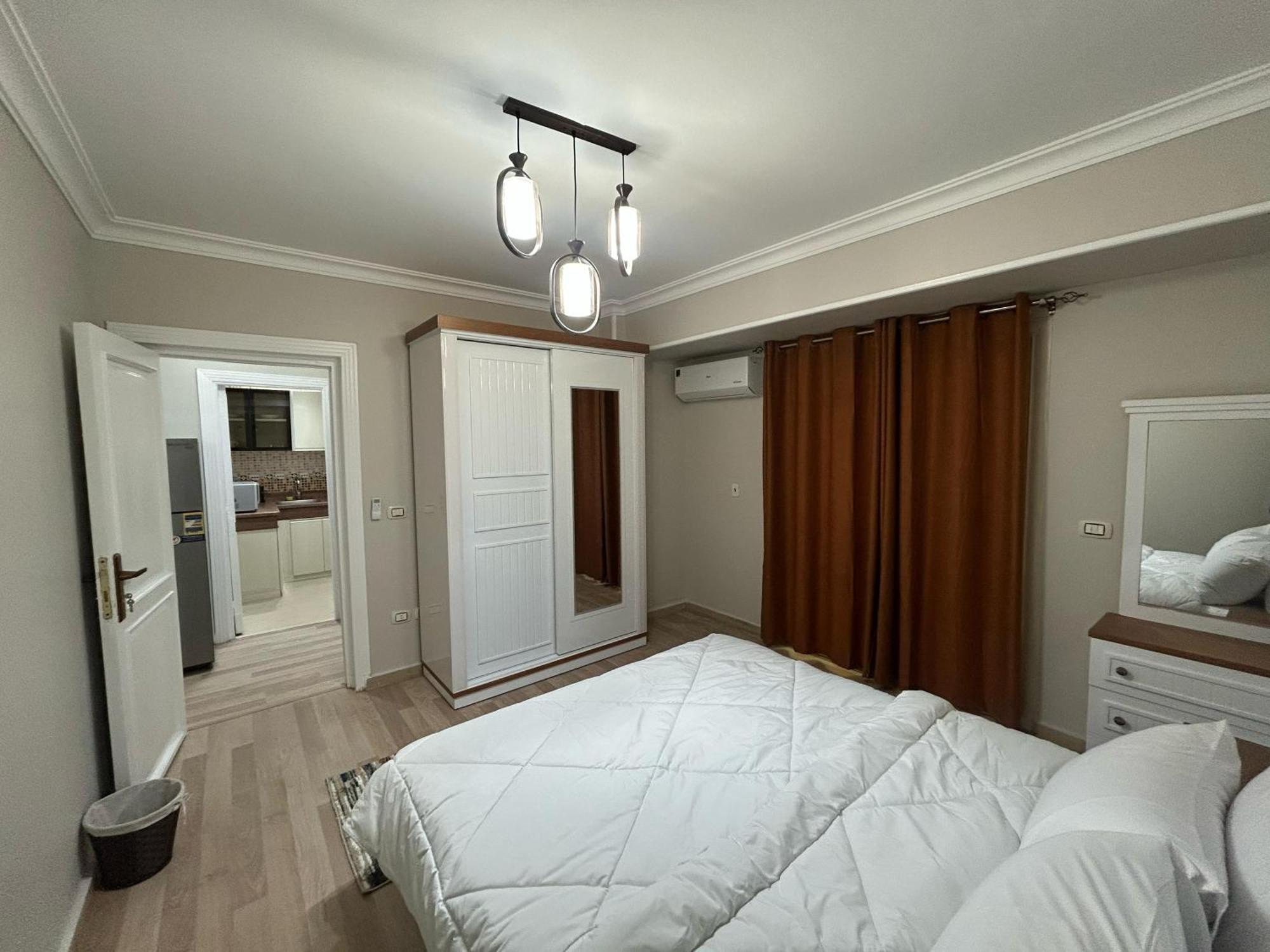 Skyline Luxury 5 Mins From Airport Cairo