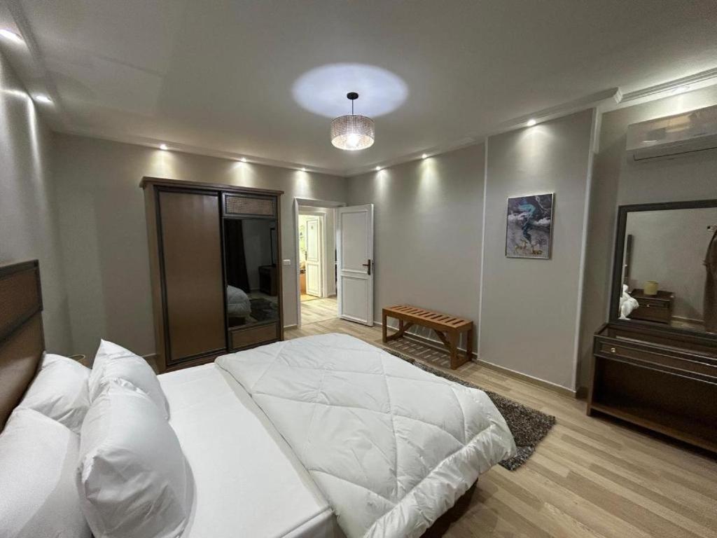 Appartement Skyline Luxury 5 Mins From Airport Le Caire