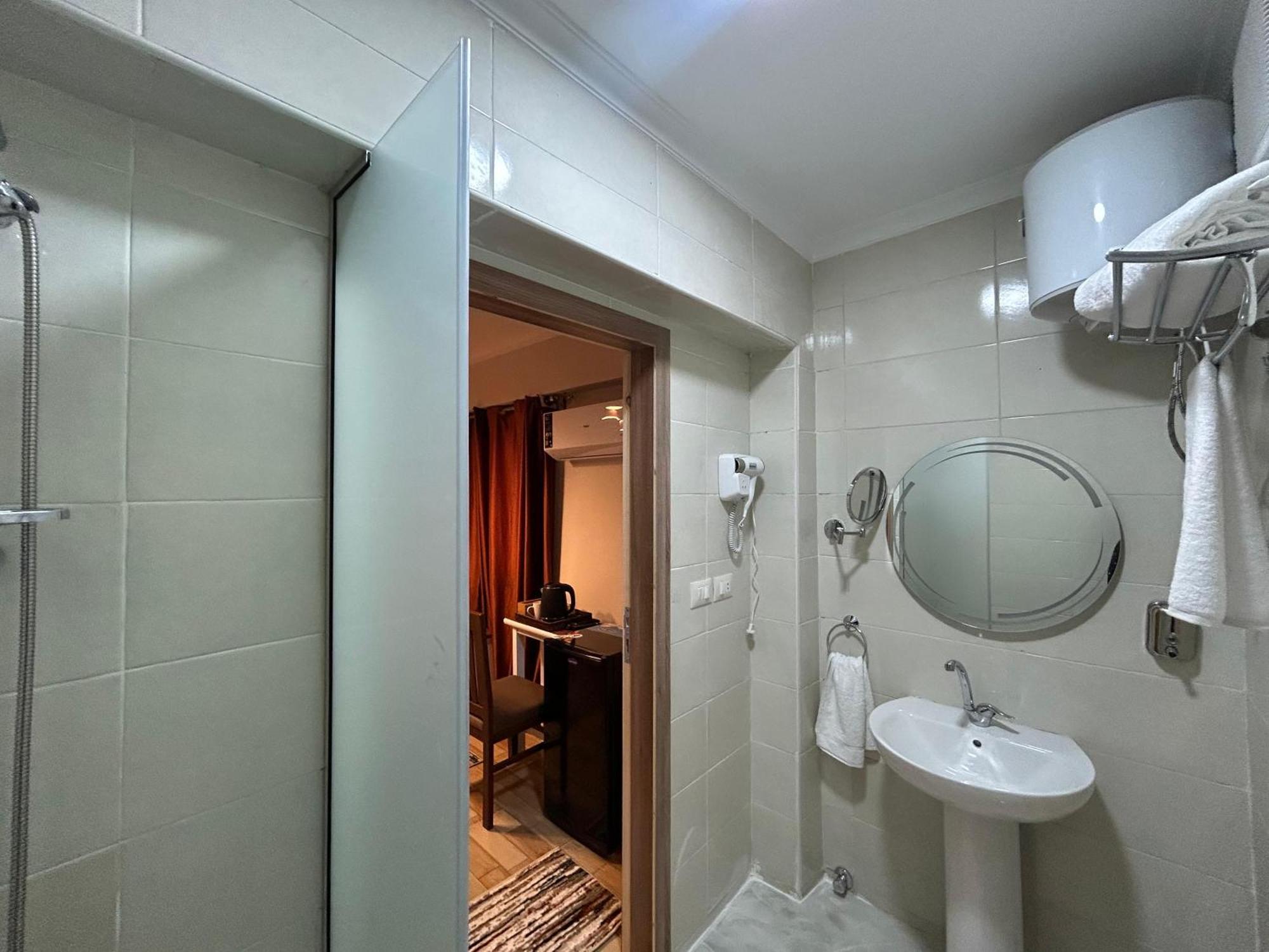 Apartment Skyline Luxury 5 Mins From Airport Kairo