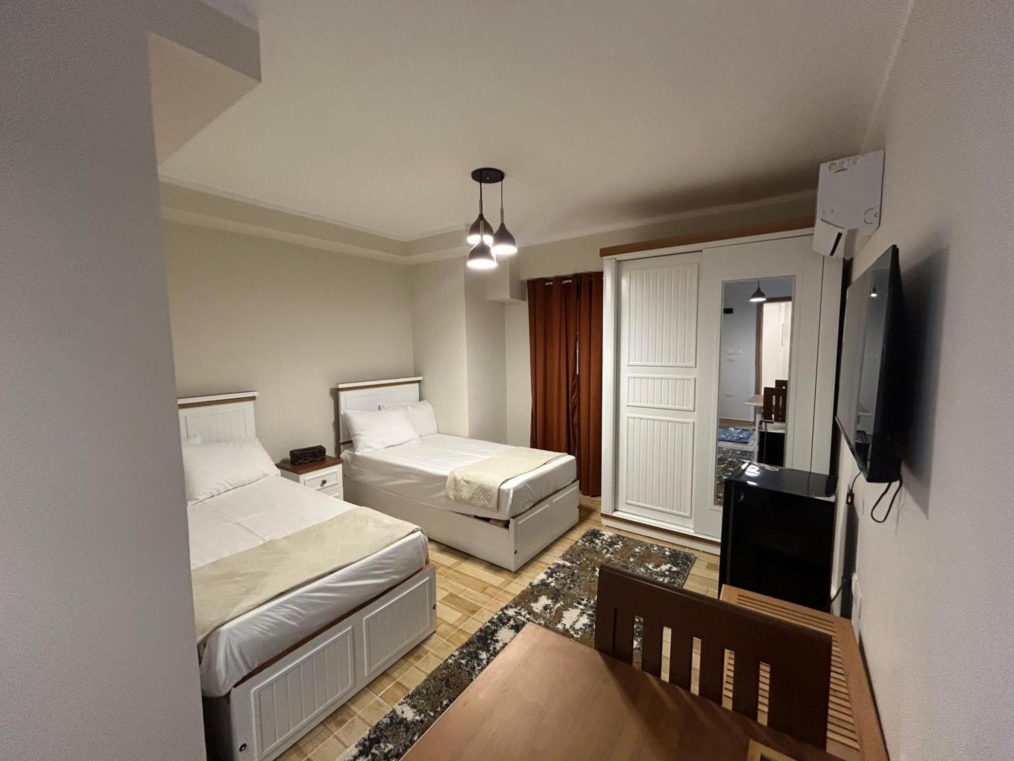 Skyline Luxury 5 Mins From Airport Le Caire